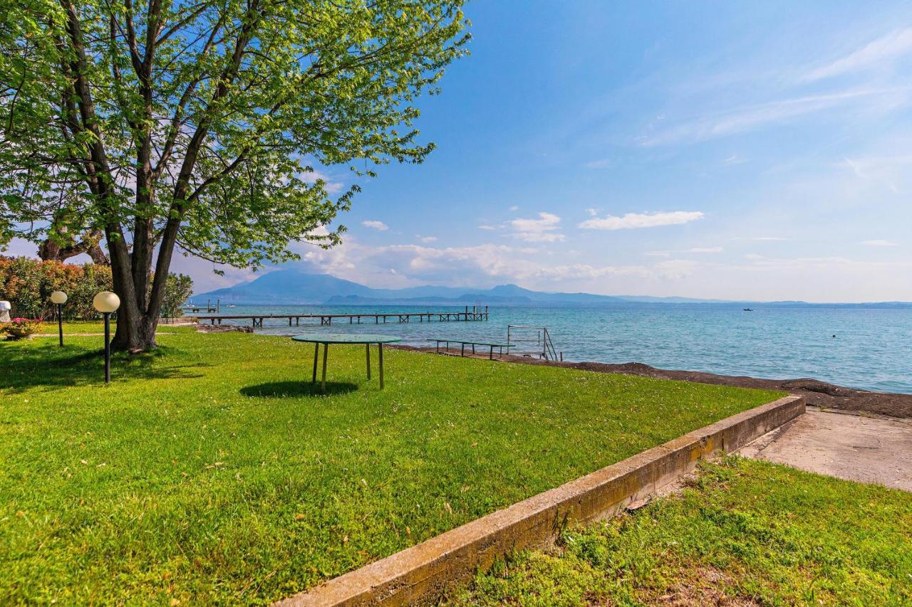 Splendid Apartment Pt-1 Sul Lago By Wonderful Italy Sirmione Luaran gambar
